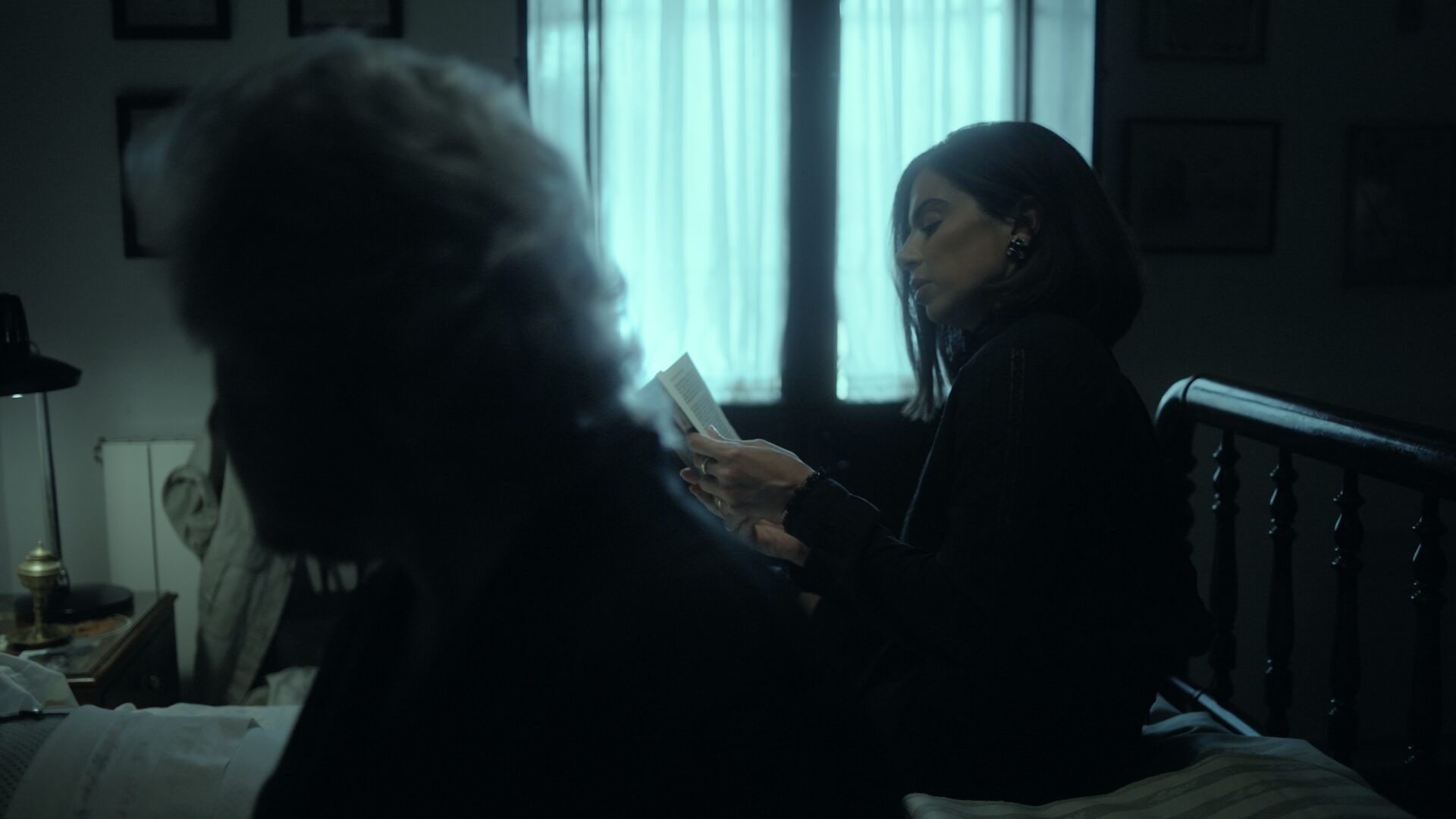 Still 15 de Los Galindos, corrección de color por Pepe Alarcón colorista para Amazon Prime Video