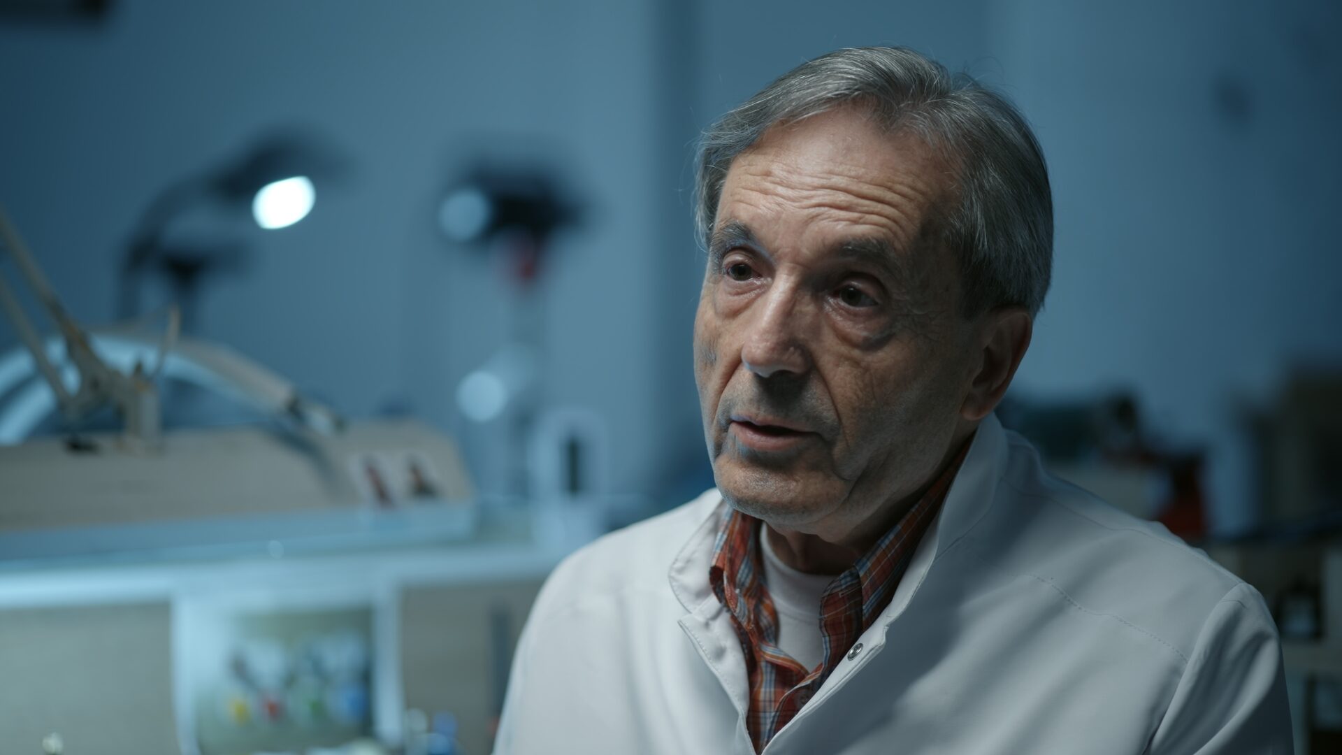 Still 35 de Los Galindos, corrección de color por Pepe Alarcón colorista para Amazon Prime Video