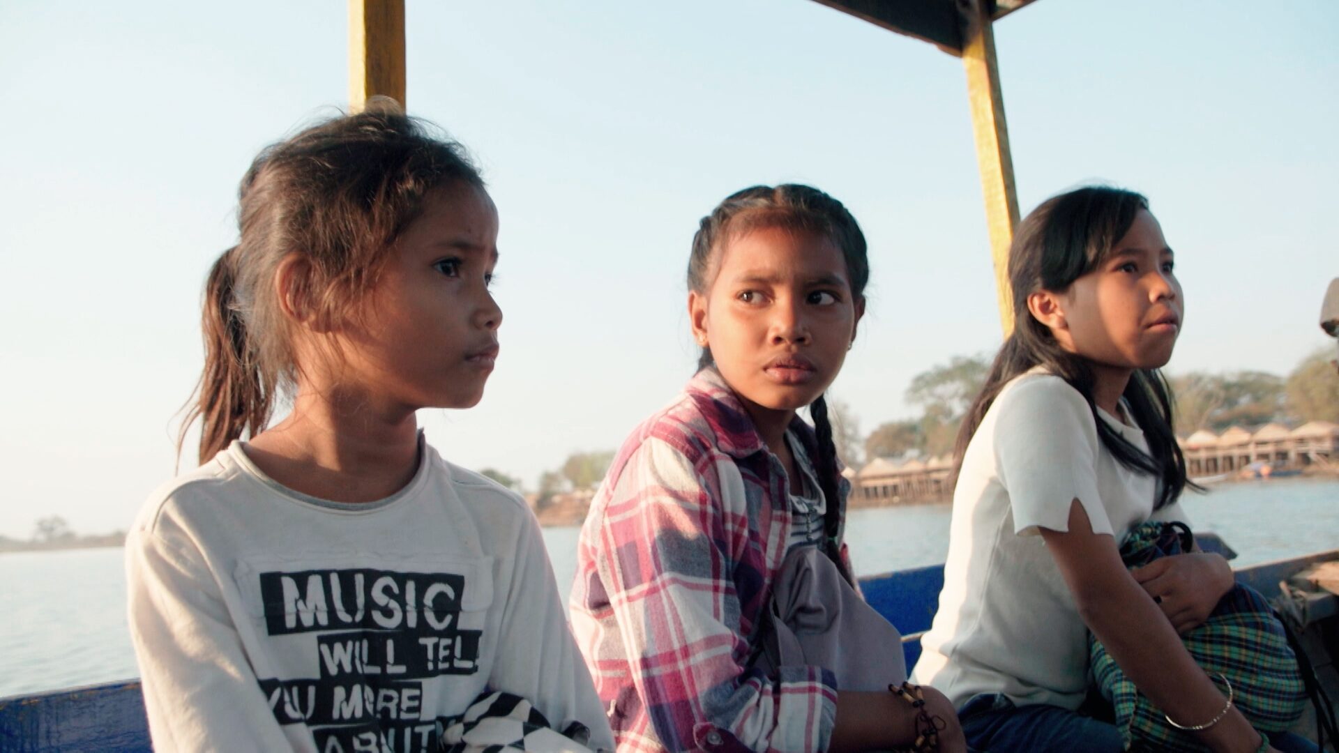 Still 02 de Misión en Battambang, corrección de color por Pepe Alarcón colorista para Amazon Prime Video